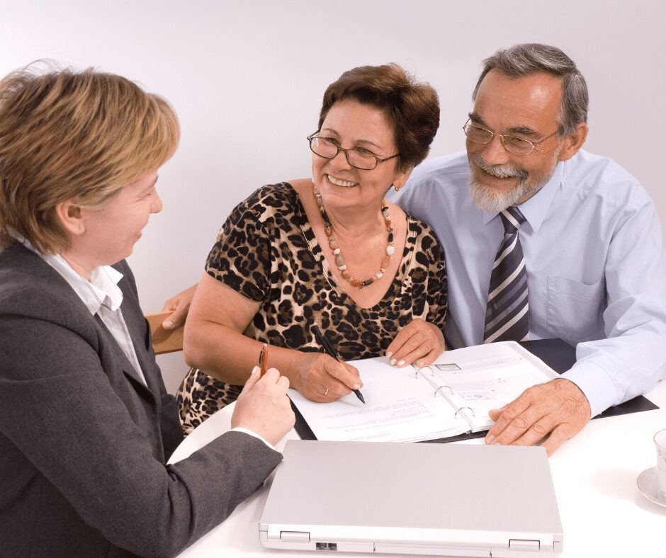 Image of Financial planner and 2 clients