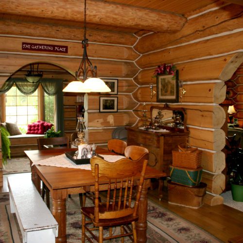 This cozy cabin dining room seems just right for a quiet family dinner.