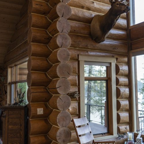A log home viewing room, perfect to star gaze and watch wildlife.